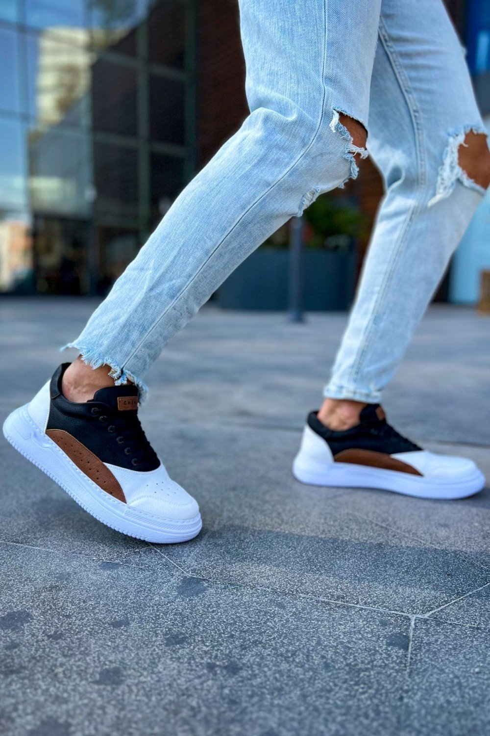CH115 Literide Erkek Günlük Bağcıklı Cilt Spor Sneaker Ayakkabı CBT - Beyaz/Taba/Siyah Erkek Ayakkabı CH115 Literide Erkek Günlük Bağcıklı Cilt Spor Sneaker Ayakkabı CBT - Beyaz/Taba/Siyah – Chekich Erkek Ayakkabı