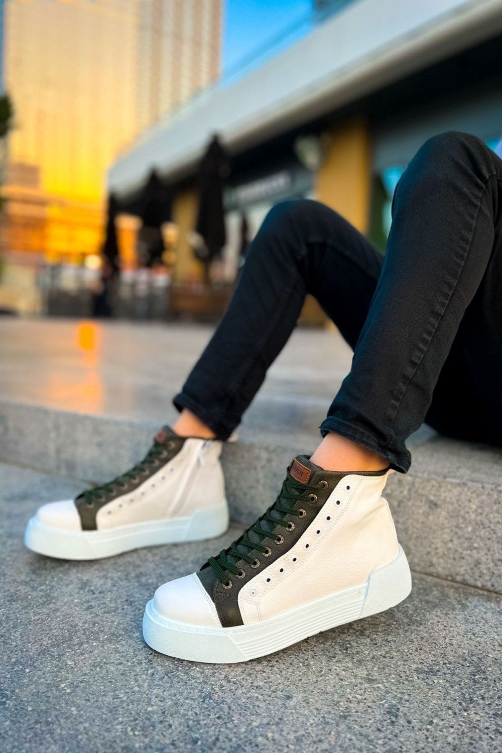 CH167 Blazer Erkek Spor Günlük Bağcıklı ve Fermuarlı Cilt Bot CBT - Beyaz/Haki Erkek Ayakkabı CH167 Blazer Erkek Spor Günlük Bağcıklı ve Fermuarlı Cilt Bot CBT - Beyaz/Haki – Chekich Erkek Ayakkabı