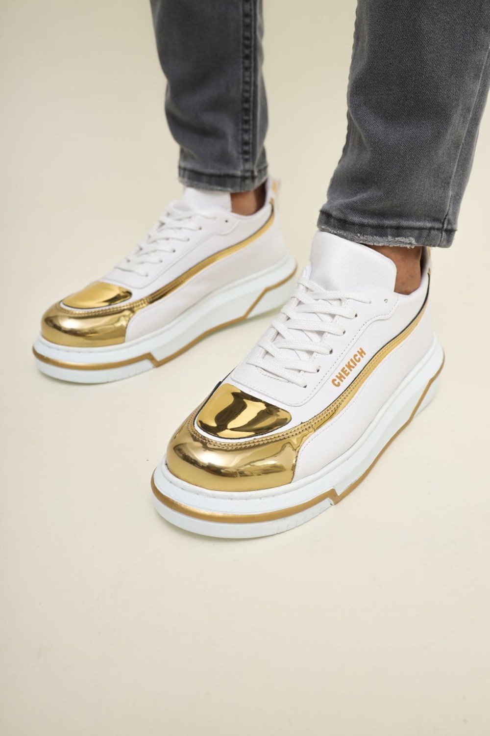 CH241 Signature Line Up Erkek Günlük Bağcıklı Cilt Spor Sneaker Ayakkabı CBT - Beyaz/Gold Erkek Ayakkabı CH241 Signature Line Up Erkek Günlük Bağcıklı Cilt Spor Sneaker Ayakkabı CBT - Beyaz/Gold – Chekich Erkek Ayakkabı