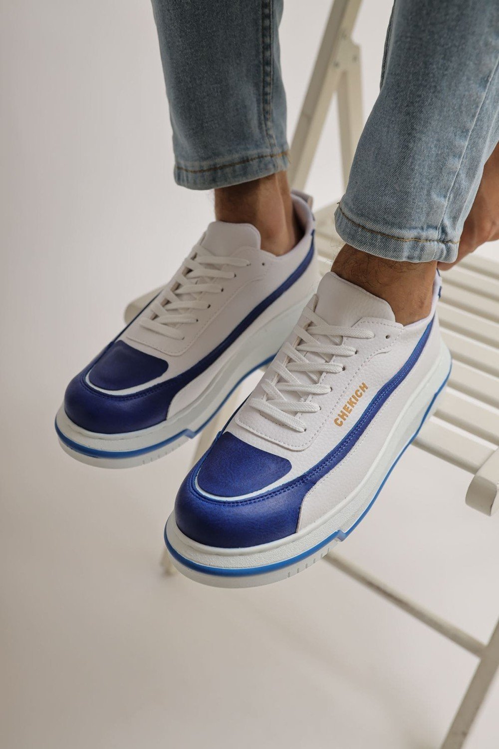 CH241 Signature Line Up Erkek Günlük Bağcıklı Cilt Spor Sneaker Ayakkabı CBT - Beyaz/Mavi Erkek Ayakkabı CH241 Signature Line Up Erkek Günlük Bağcıklı Cilt Spor Sneaker Ayakkabı CBT - Beyaz/Mavi – Chekich Erkek Ayakkabı
