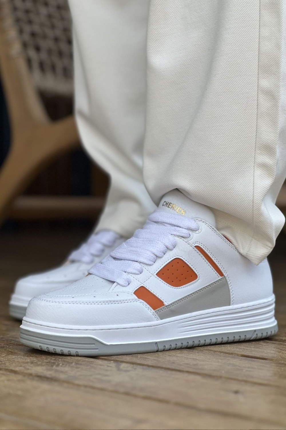 CH2410 Avax Erkek Günlük Bağcıklı Cilt Spor Sneaker Ayakkabı CBT - Beyaz/Turuncu Erkek Ayakkabı CH2410 Avax Erkek Günlük Bağcıklı Cilt Spor Sneaker Ayakkabı CBT - Beyaz/Turuncu – Chekich Erkek Ayakkabı