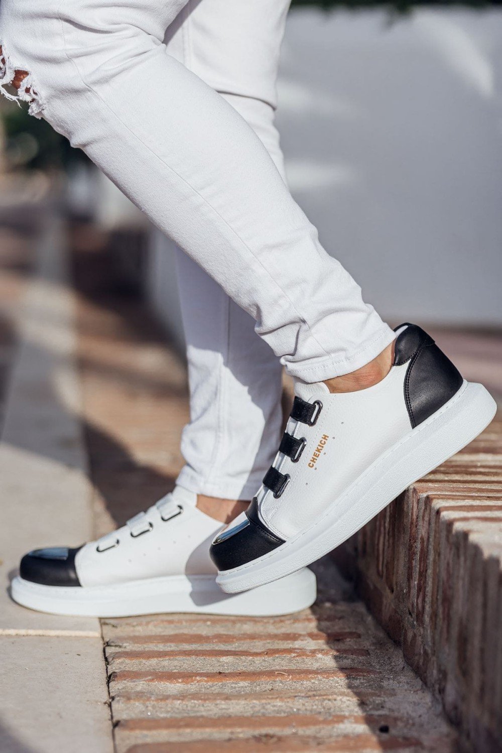CH251 Mirror Erkek Günlük Lastikli Cilt Spor Sneaker Ayakkabı CBT - Beyaz/Siyah Erkek Ayakkabı CH251 Mirror Erkek Günlük Lastikli Cilt Spor Sneaker Ayakkabı CBT - Beyaz/Siyah – Chekich Erkek Ayakkabı