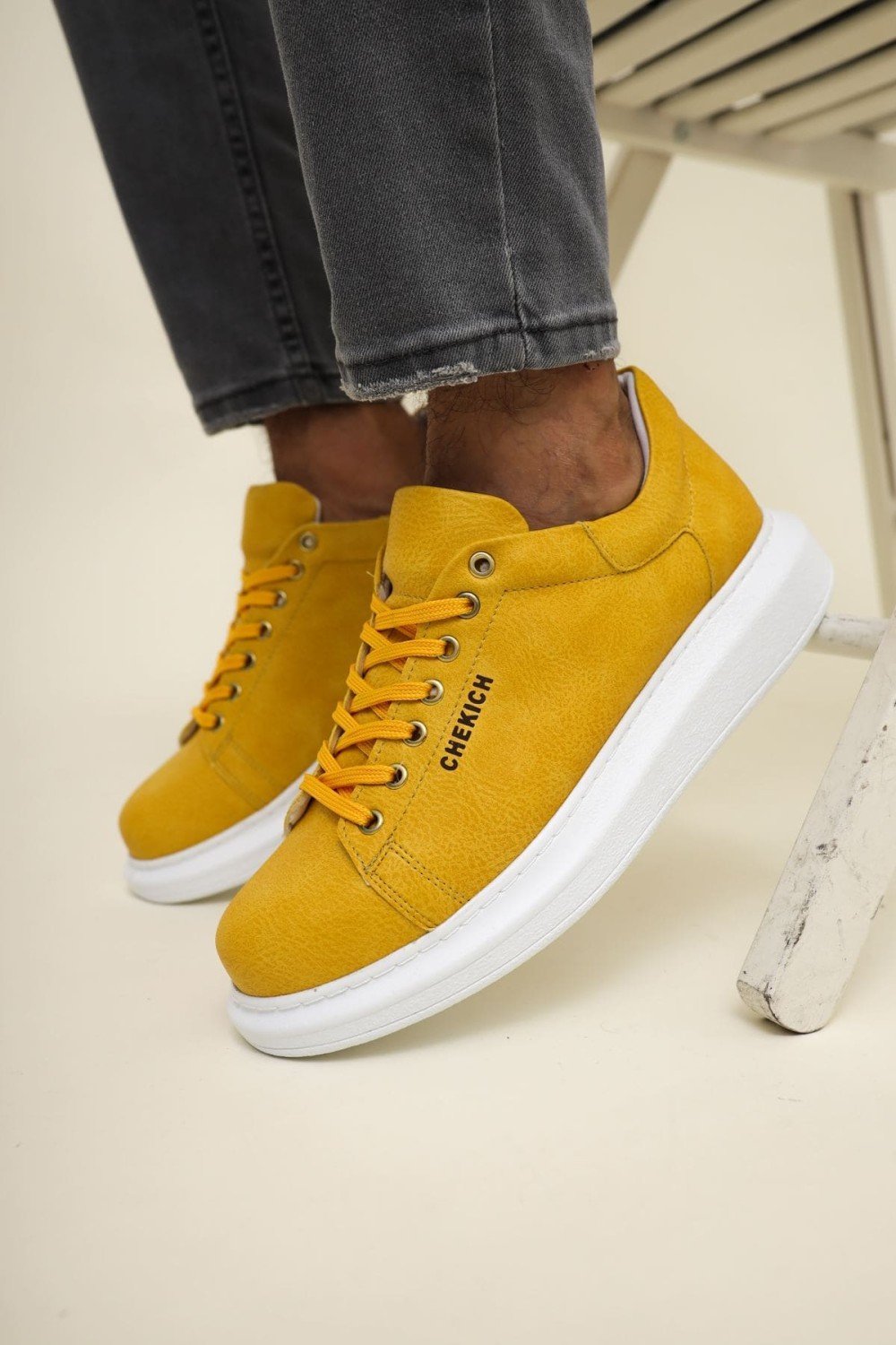CH257 Estrellas Erkek Günlük Bağcıklı Cilt Spor Sneaker Ayakkabı CBT - Sarı Erkek Ayakkabı CH257 Estrellas Erkek Günlük Bağcıklı Cilt Spor Sneaker Ayakkabı CBT - Sarı – Chekich Erkek Ayakkabı