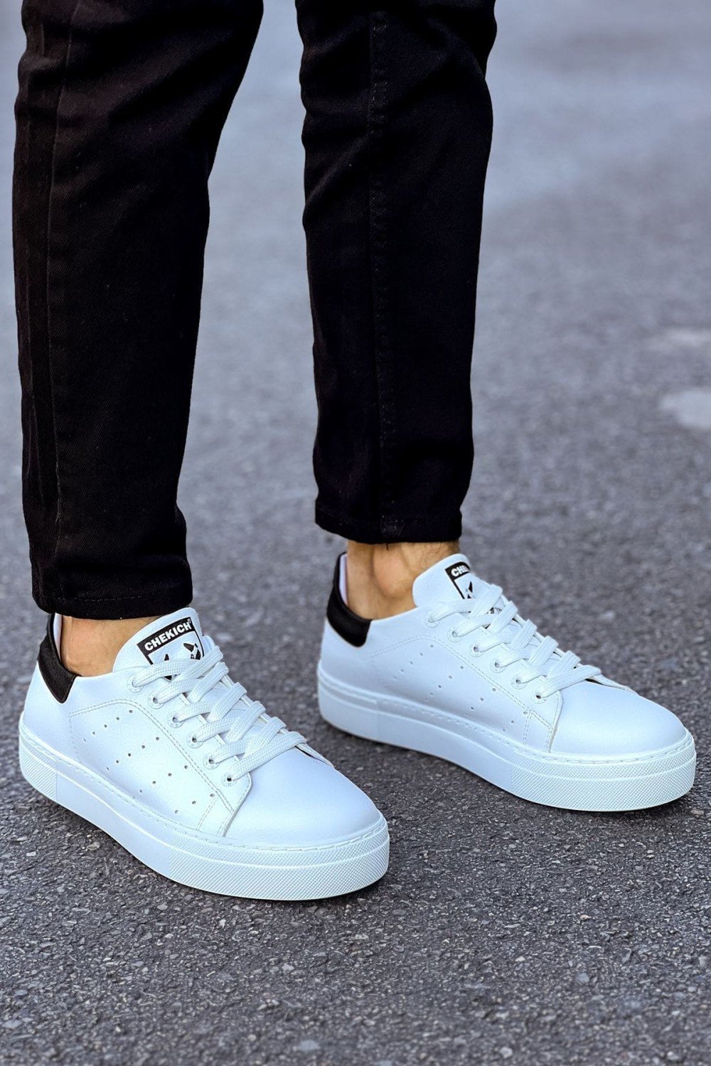 CH983 Tennis Erkek Günlük Bağcıklı Cilt Spor Sneaker Ayakkabı CBT - Beyaz/Siyah Erkek Ayakkabı CH983 Tennis Erkek Günlük Bağcıklı Cilt Spor Sneaker Ayakkabı CBT - Beyaz/Siyah – Chekich Erkek Ayakkabı