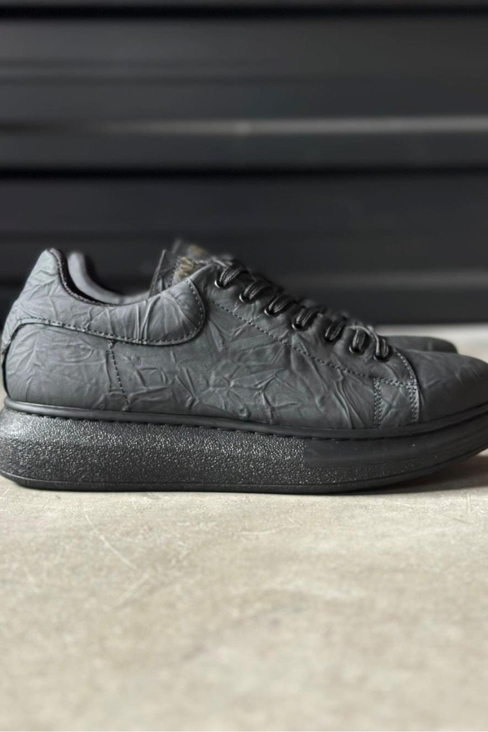KN044 Erkek Günlük Bağcıklı Desenli Cilt Spor Sneaker Ayakkabı CST - Siyah – Knack Erkek Ayakkabı