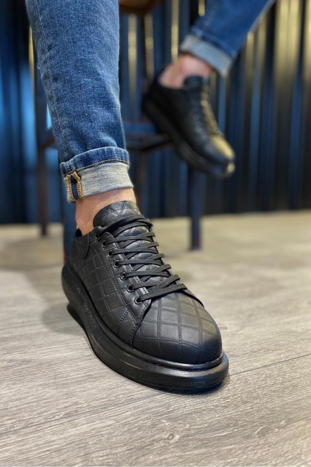KN044 Erkek Günlük Bağcıklı Kapitone Desenli Cilt Spor Sneaker Ayakkabı CST - Siyah – Knack Erkek Ayakkabı