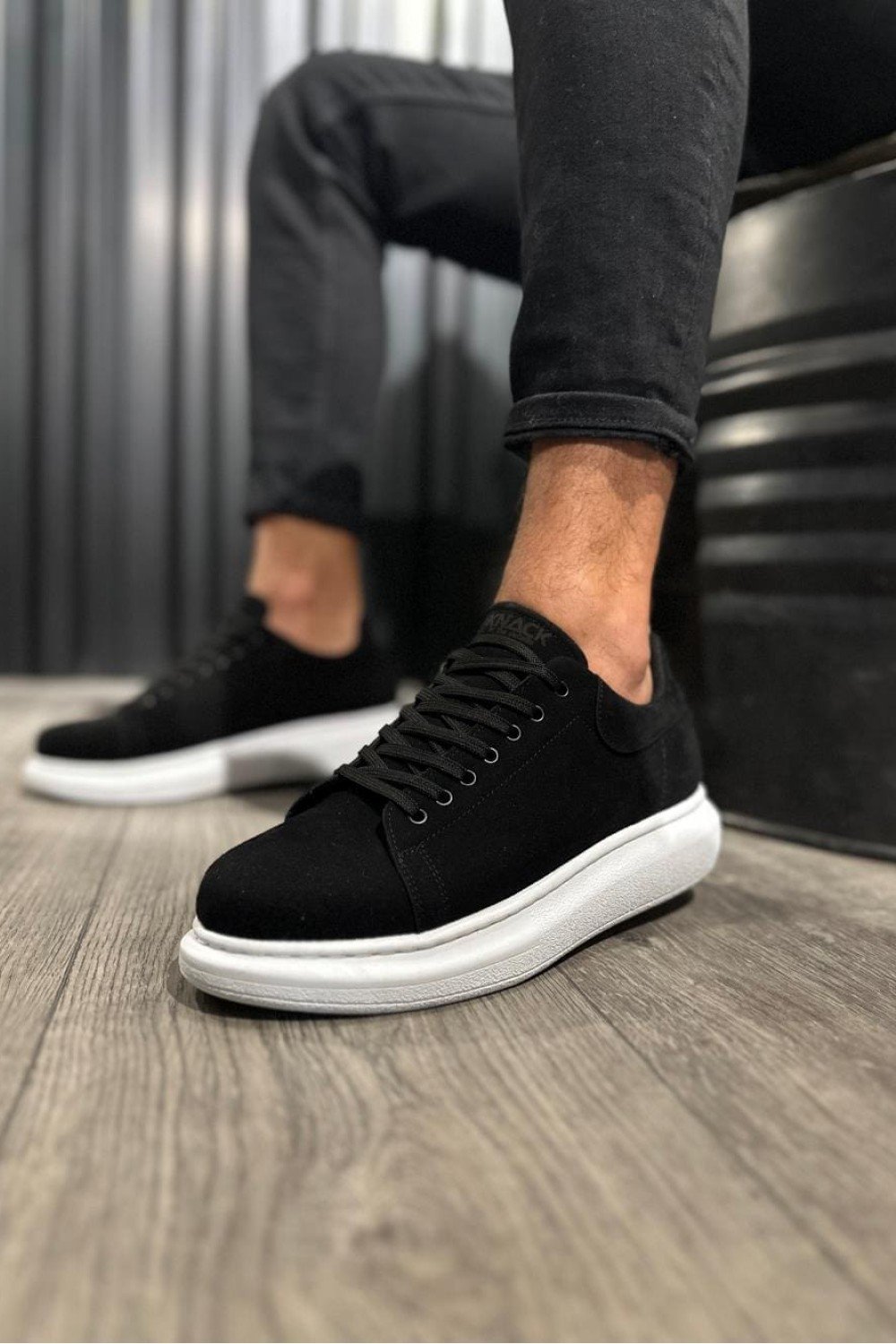 KN044 Erkek Günlük Bağcıklı Süet Spor Sneaker Ayakkabı SBT - Siyah – Knack Erkek Ayakkabı
