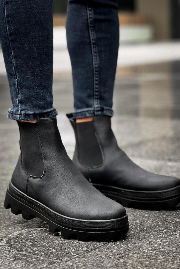 KN113 Erkek Spor Günlük Bağcıksız Cilt Bot CST - Siyah KN113 Erkek Spor Günlük Bağcıksız Cilt Bot CST - Siyah