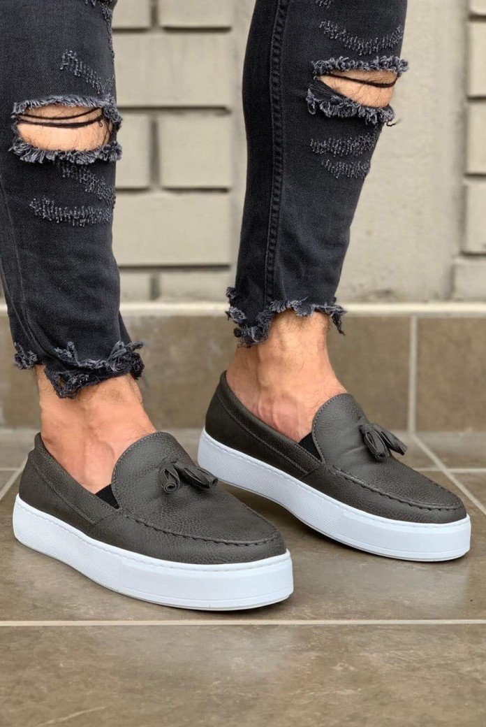 KN717 Erkek Günlük Bağcıksız Corcik Cilt Klasik Ayakkabı CBT - Gri KN717 Erkek Günlük Bağcıksız Corcik Cilt Klasik Ayakkabı CBT - Gri