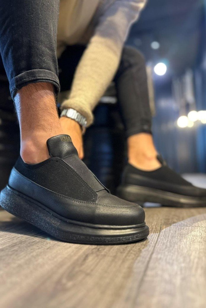 KN911 Erkek Günlük Bağcıksız Cilt Süet Spor Sneaker Ayakkabı CSST - Siyah KN911 Erkek Günlük Bağcıksız Cilt Süet Spor Sneaker Ayakkabı CSST - Siyah