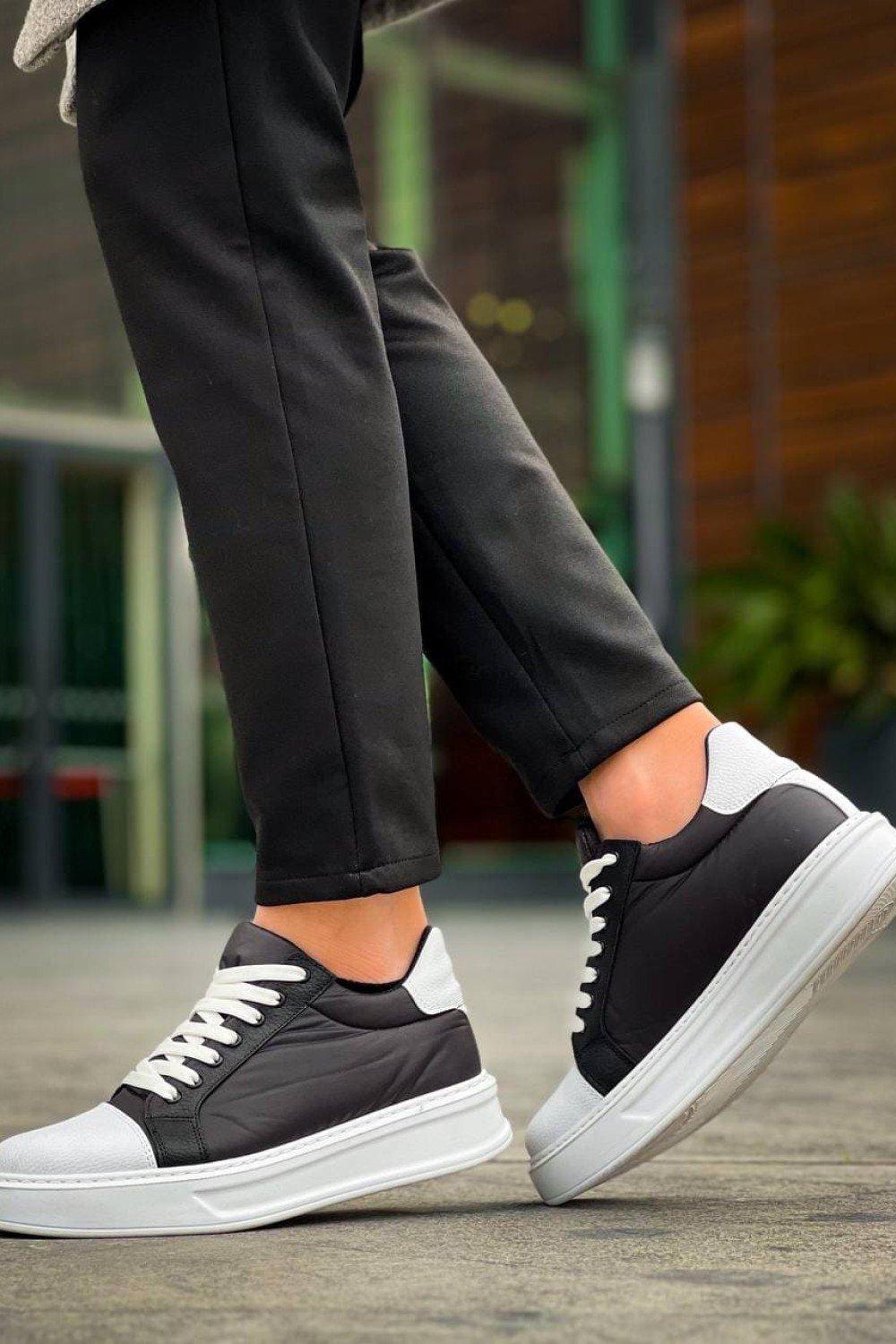 KB-X46 Erkek Günlük Bağcıklı Paraşüt Kumaş Cilt Spor Sneaker Ayakkabı PKCBT - Siyah/Beyaz Erkek Ayakkabı KB-X46 Erkek Günlük Bağcıklı Paraşüt Kumaş Cilt Spor Sneaker Ayakkabı PKCBT - Siyah/Beyaz – Kuback Erkek Ayakkabı