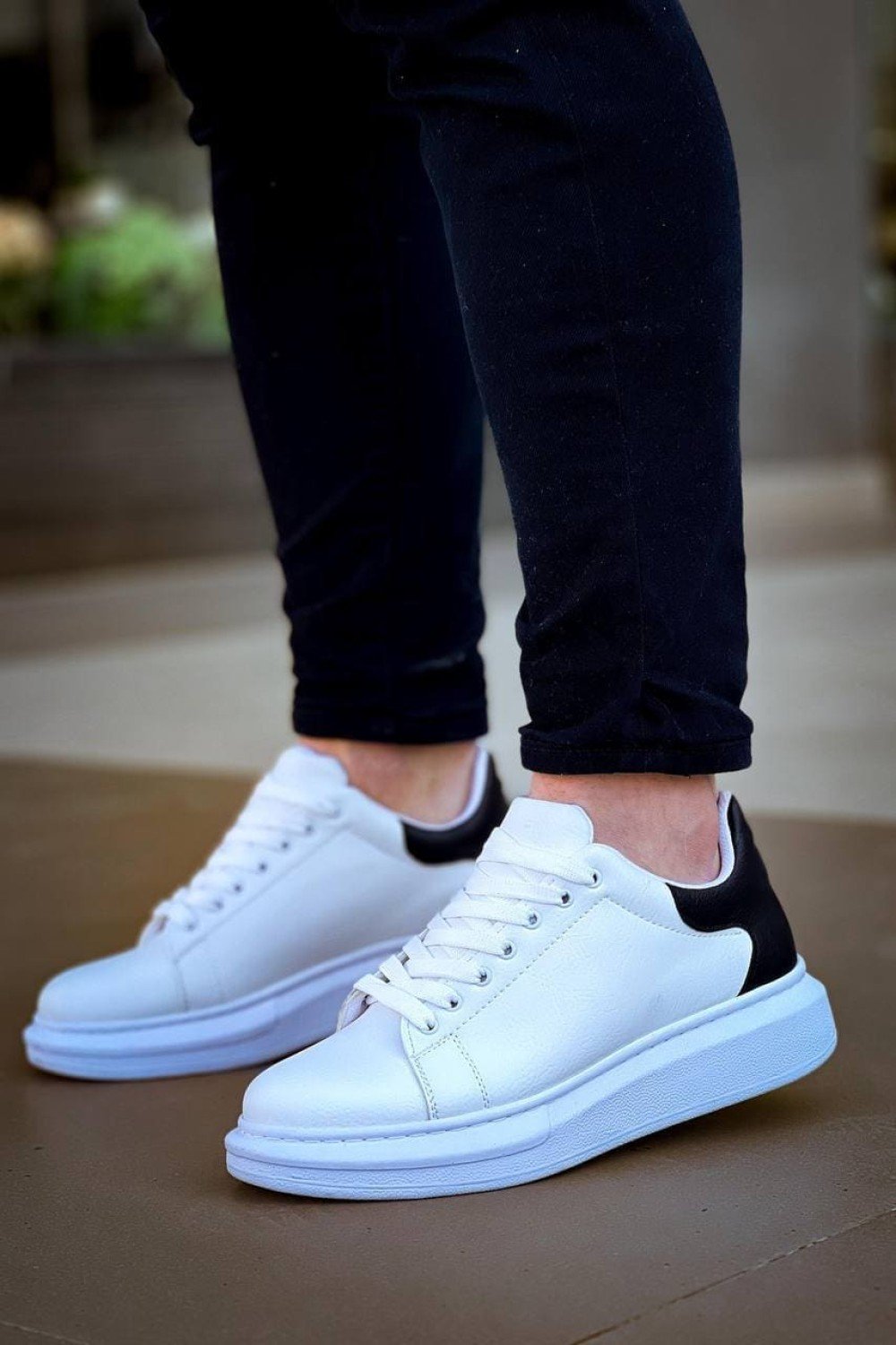 KB-X500 Erkek Günlük Bağcıklı Cilt Spor Sneaker Ayakkabı CBT - Beyaz/Siyah Erkek Ayakkabı KB-X500 Erkek Günlük Bağcıklı Cilt Spor Sneaker Ayakkabı CBT - Beyaz/Siyah – Kuback Erkek Ayakkabı