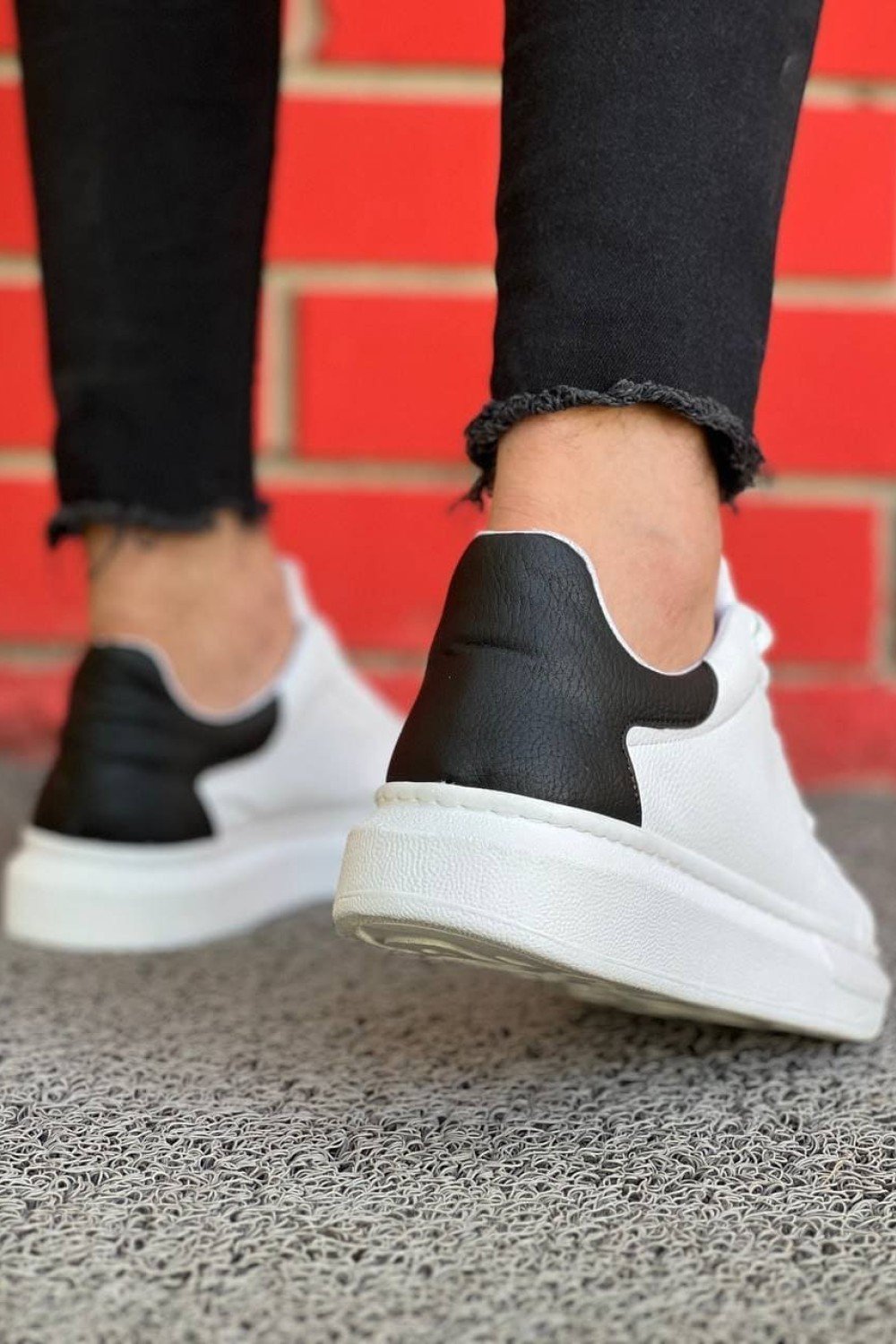 KB-X500 Erkek Günlük Bağcıklı Cilt Spor Sneaker Ayakkabı CBT - Beyaz/Siyah Erkek Ayakkabı KB-X500 Erkek Günlük Bağcıklı Cilt Spor Sneaker Ayakkabı CBT - Beyaz/Siyah – Kuback Erkek Ayakkabı