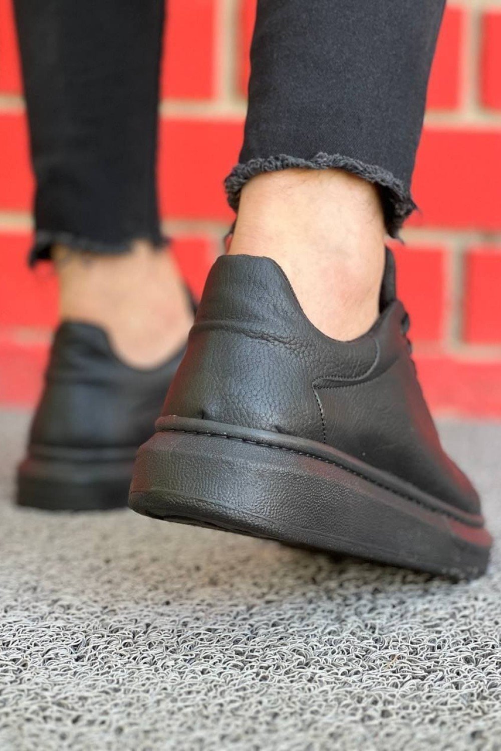KB-X500 Erkek Günlük Bağcıklı Cilt Spor Sneaker Ayakkabı CST - Siyah Erkek Ayakkabı KB-X500 Erkek Günlük Bağcıklı Cilt Spor Sneaker Ayakkabı CST - Siyah – Kuback Erkek Ayakkabı
