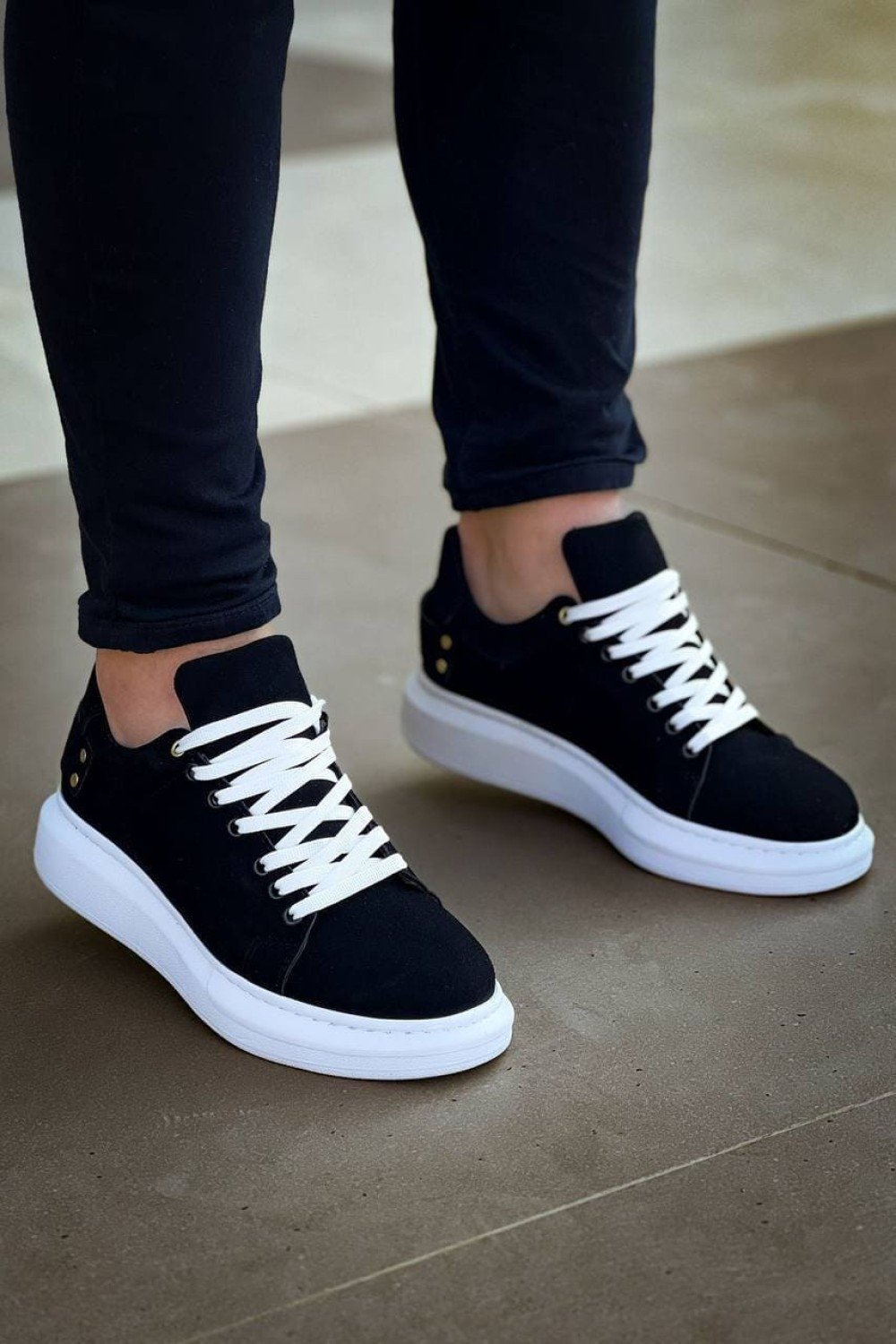 KB047 Erkek Günlük Bağcıklı Süet Spor Sneaker Ayakkabı SBT - Siyah Erkek Ayakkabı KB047 Erkek Günlük Bağcıklı Süet Spor Sneaker Ayakkabı SBT - Siyah – Kuback Erkek Ayakkabı