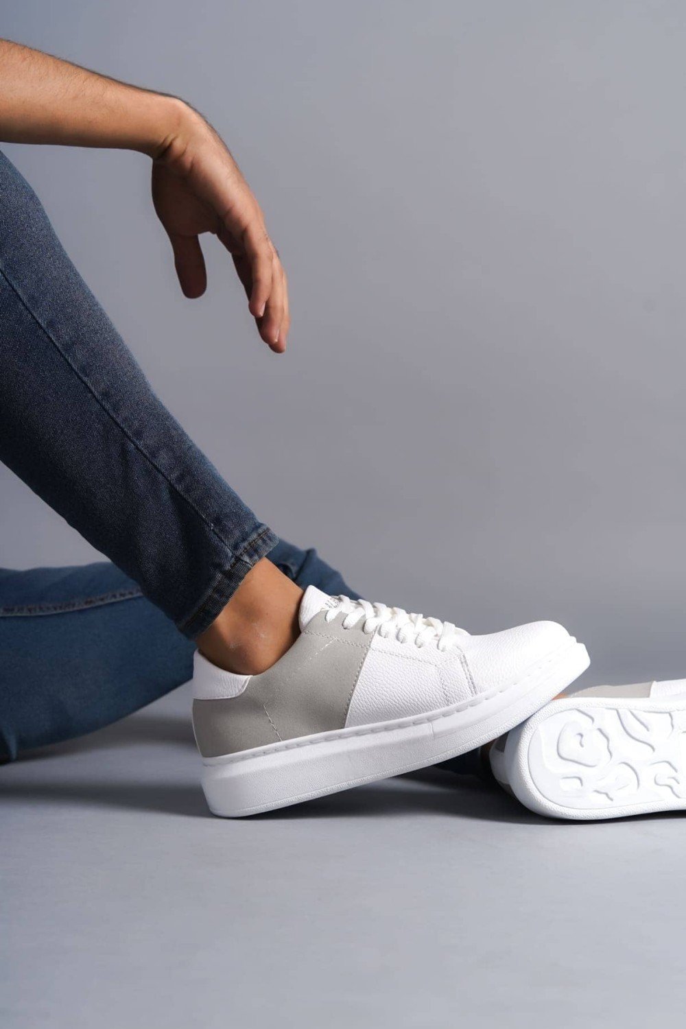 SLW151 Boost Erkek Günlük Bağcıklı Cilt Süet Spor Sneaker Ayakkabı CSBT - Beyaz/Gri Erkek Ayakkabı SLW151 Boost Erkek Günlük Bağcıklı Cilt Süet Spor Sneaker Ayakkabı CSBT - Beyaz/Gri – Salwo Erkek Ayakkabı