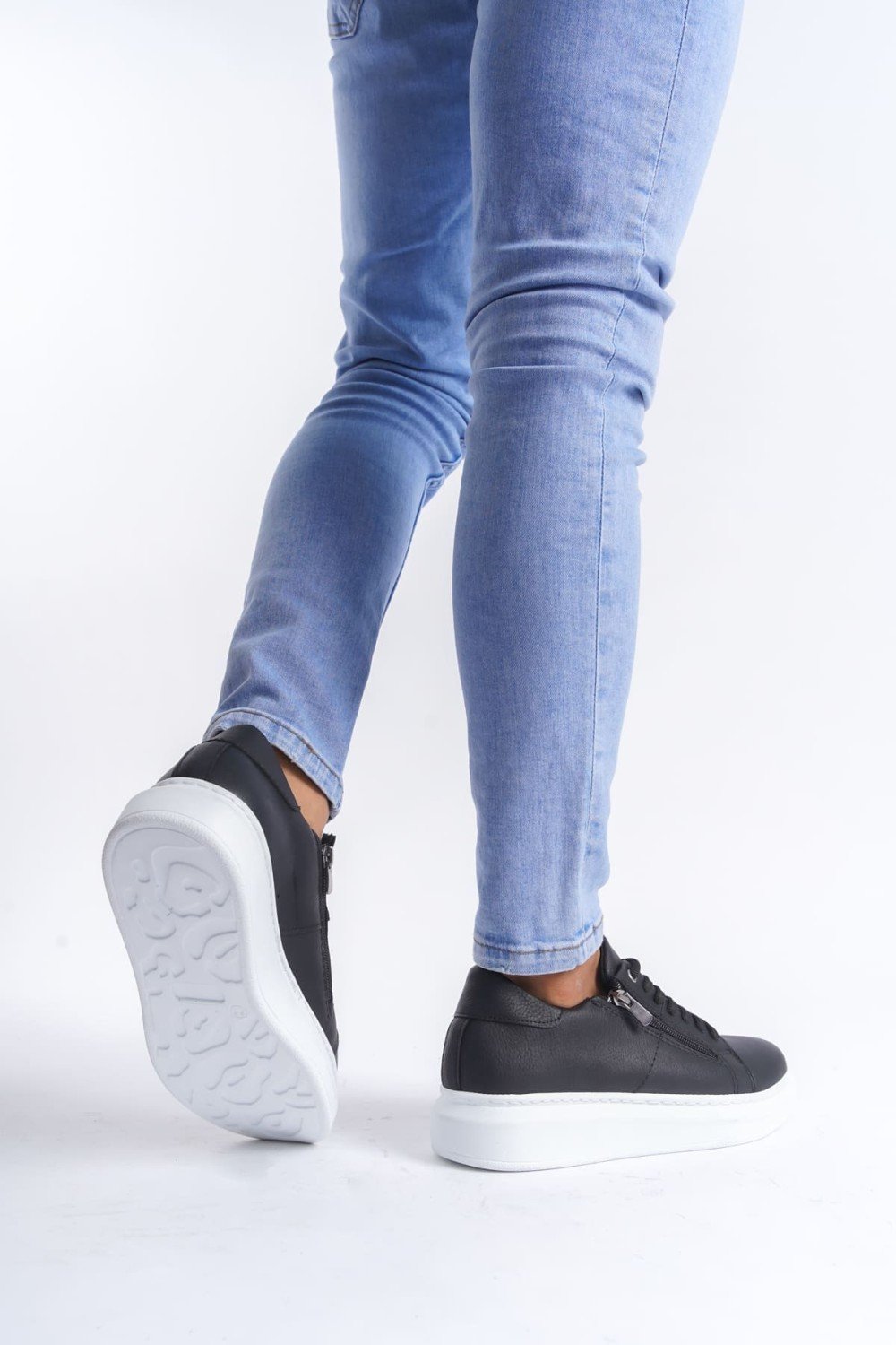 SLW155 Warrior Erkek Günlük Bağcıklı Fermuarlı Cilt Spor Sneaker Ayakkabı CBT - Siyah Erkek Ayakkabı SLW155 Warrior Erkek Günlük Bağcıklı Fermuarlı Cilt Spor Sneaker Ayakkabı CBT - Siyah – Salwo Erkek Ayakkabı