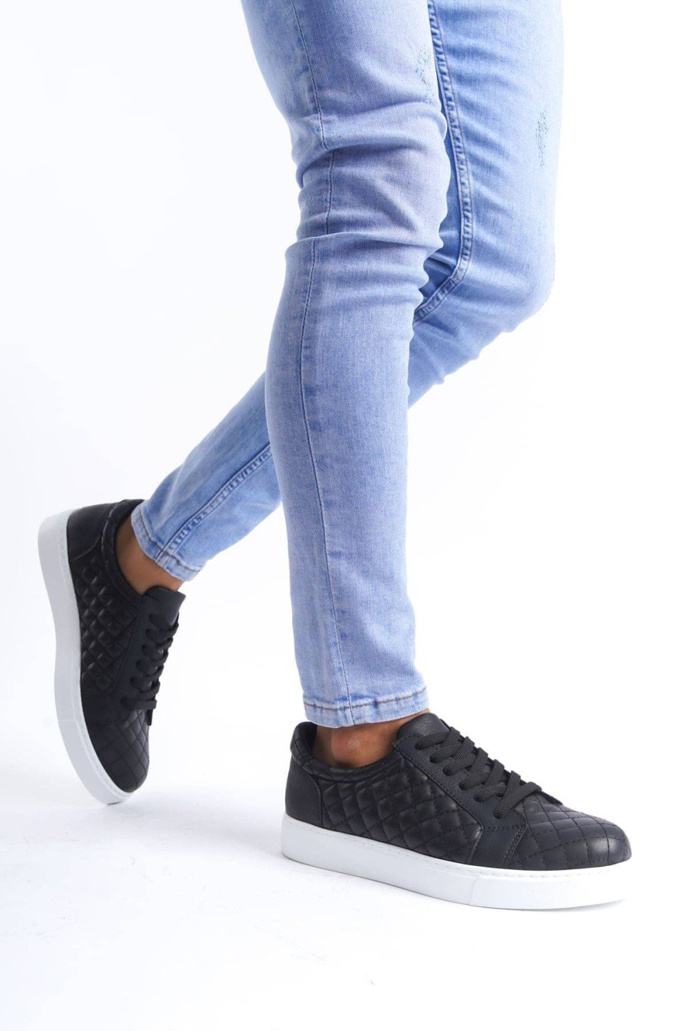 SLW166 Prestige Erkek Günlük Bağcıklı Kapitone Desenli Cilt Spor Sneaker Ayakkabı CBT - Siyah – Salwo Erkek Ayakkabı