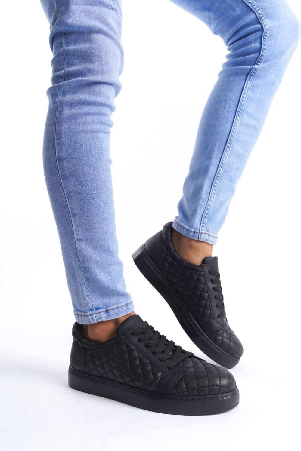 SLW166 Prestige Erkek Günlük Bağcıklı Kapitone Desenli Cilt Spor Sneaker Ayakkabı CST - Siyah – Salwo Erkek Ayakkabı