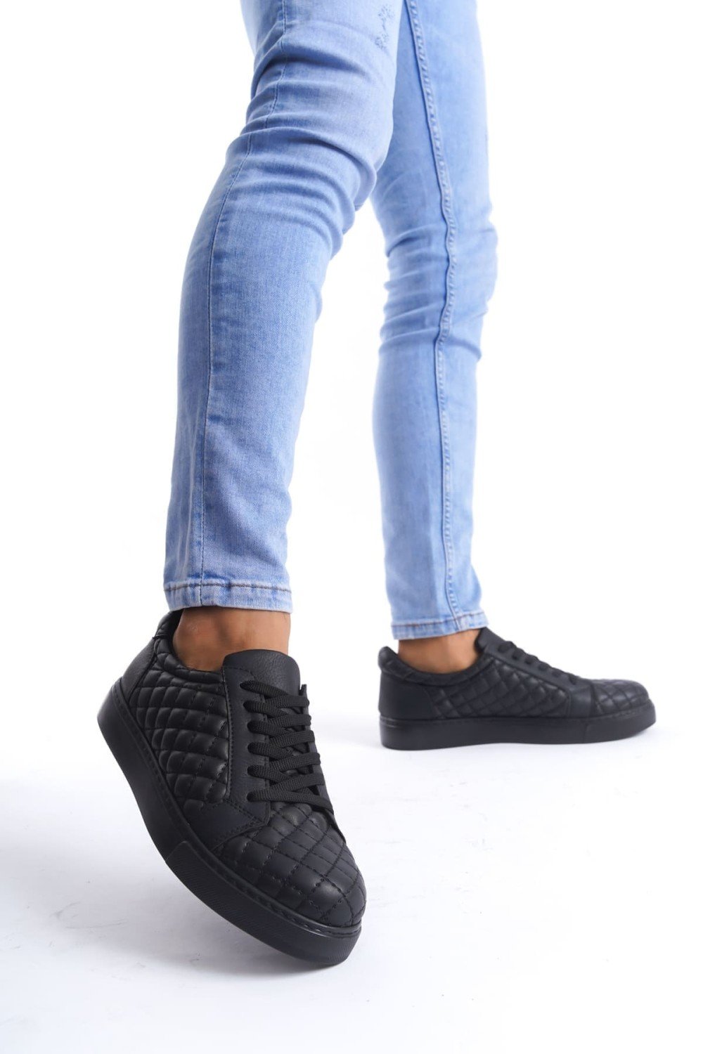 SLW166 Prestige Erkek Günlük Bağcıklı Kapitone Desenli Cilt Spor Sneaker Ayakkabı CST - Siyah – Salwo Erkek Ayakkabı