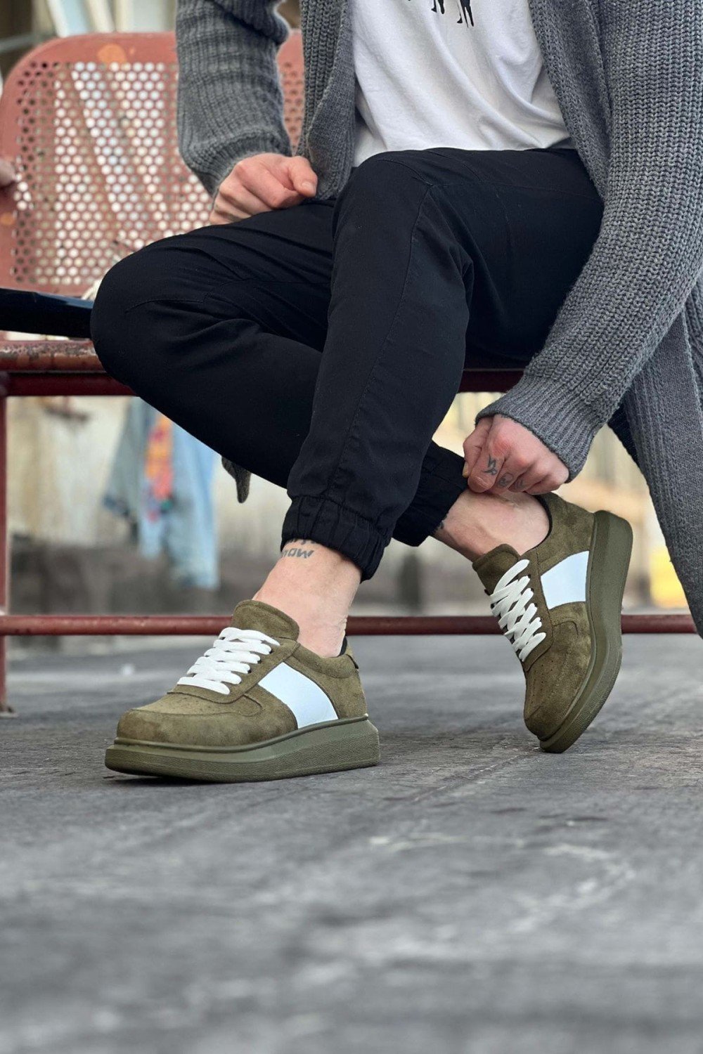 WG011 Erkek Günlük Bağcıklı Süet Spor Sneaker Ayakkabı SHT - Haki/Beyaz – Wagoon Erkek Ayakkabı