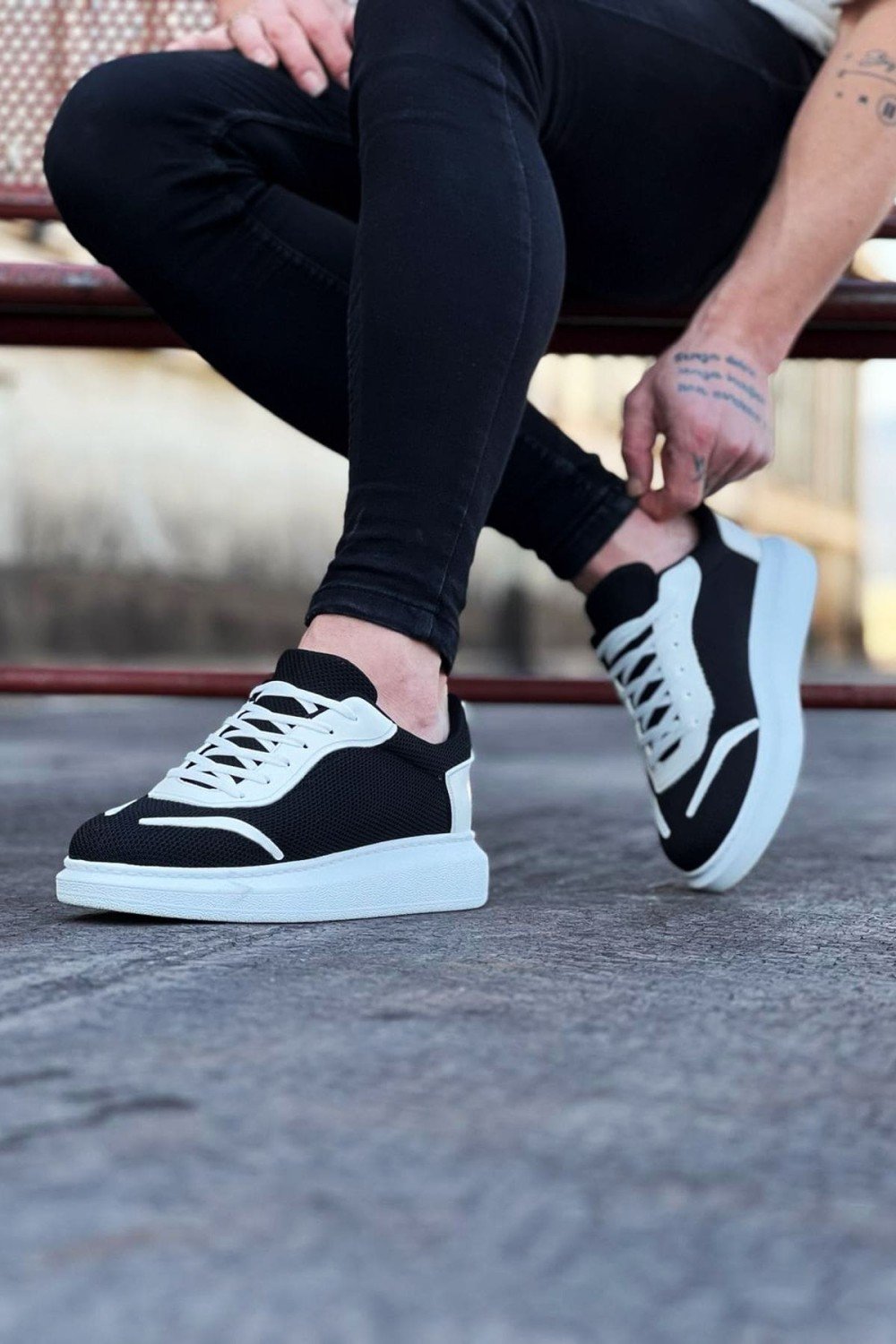 WG019 Erkek Günlük Bağcıklı Triko Cilt Spor Sneaker Ayakkabı TCBT - Siyah/Beyaz Erkek Ayakkabı WG019 Erkek Günlük Bağcıklı Triko Cilt Spor Sneaker Ayakkabı TCBT - Siyah/Beyaz – Wagoon Erkek Ayakkabı