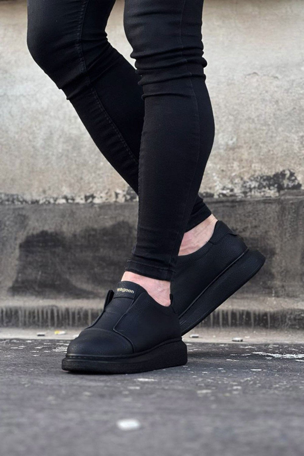 WG023 Erkek Günlük Bağcıksız Cilt Spor Sneaker Ayakkabı CST - Siyah – Wagoon Erkek Ayakkabı