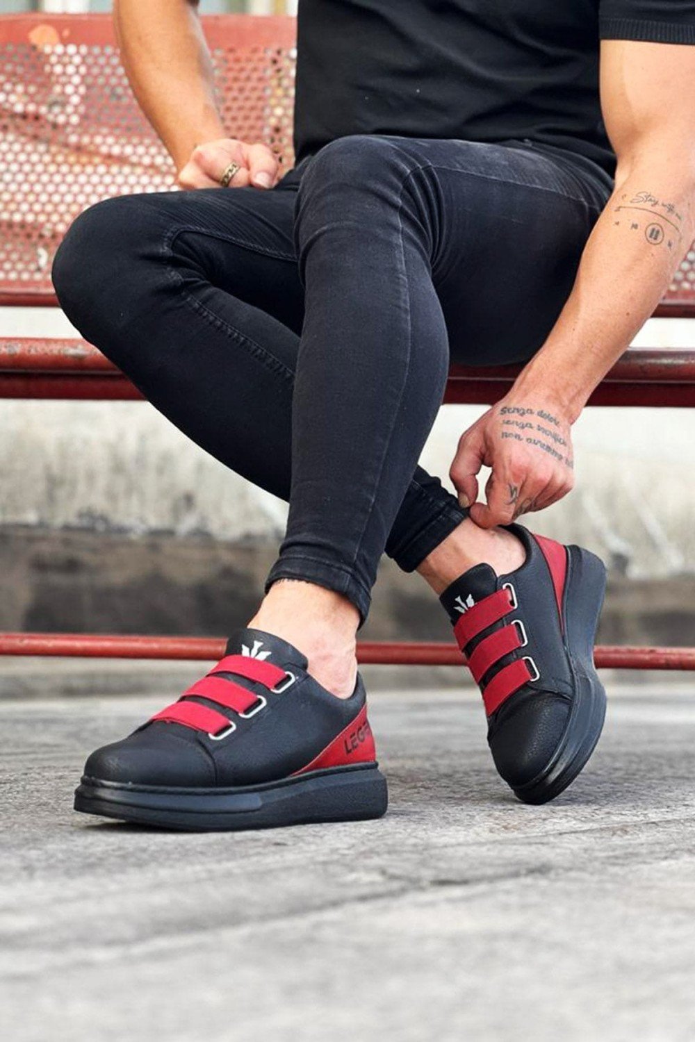 WG029 Erkek Günlük Lastikli Legend Cilt Spor Sneaker Ayakkabı CST - Siyah/Kırmızı – Wagoon Erkek Ayakkabı