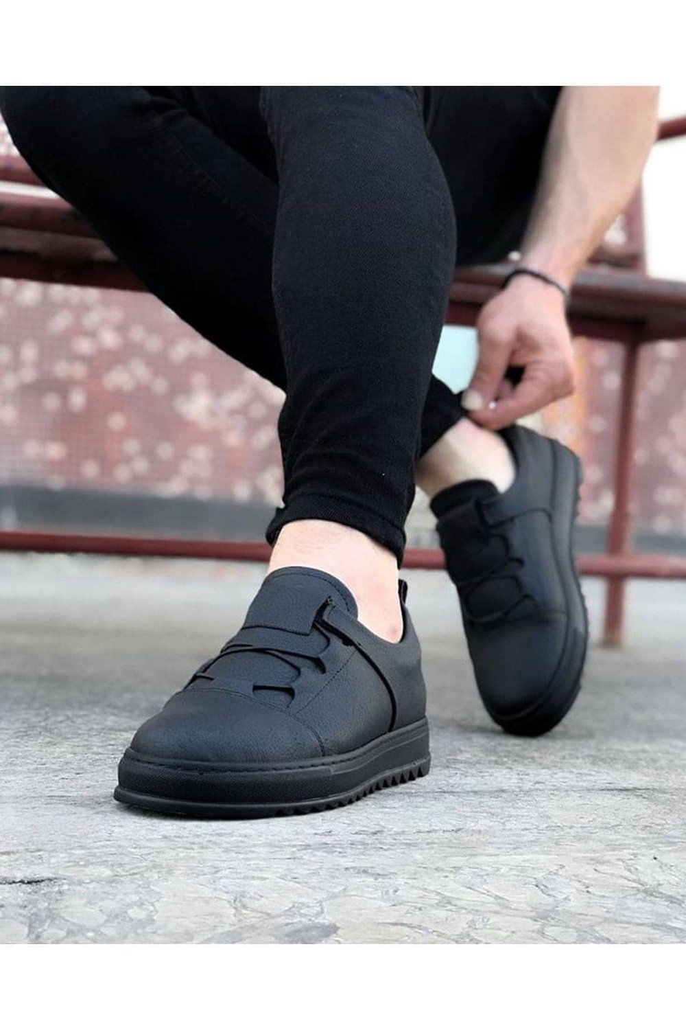 WG036 Erkek Günlük Bağcıklı Lastikli Cilt Spor Sneaker Ayakkabı CST - Siyah Erkek Ayakkabı WG036 Erkek Günlük Bağcıklı Lastikli Cilt Spor Sneaker Ayakkabı CST - Siyah – Wagoon Erkek Ayakkabı