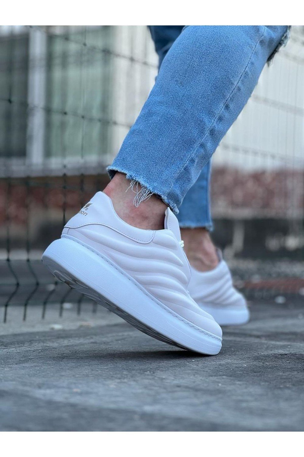 WG094 Erkek Günlük Bağcıklı Cilt Spor Sneaker Ayakkabı CBT - Beyaz Erkek Ayakkabı WG094 Erkek Günlük Bağcıklı Cilt Spor Sneaker Ayakkabı CBT - Beyaz – Wagoon Erkek Ayakkabı