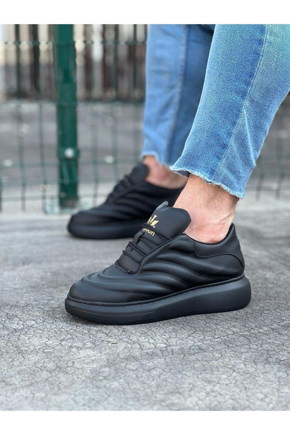 WG094 Erkek Günlük Bağcıklı Cilt Spor Sneaker Ayakkabı CST - Siyah Erkek Ayakkabı WG094 Erkek Günlük Bağcıklı Cilt Spor Sneaker Ayakkabı CST - Siyah – Wagoon Erkek Ayakkabı