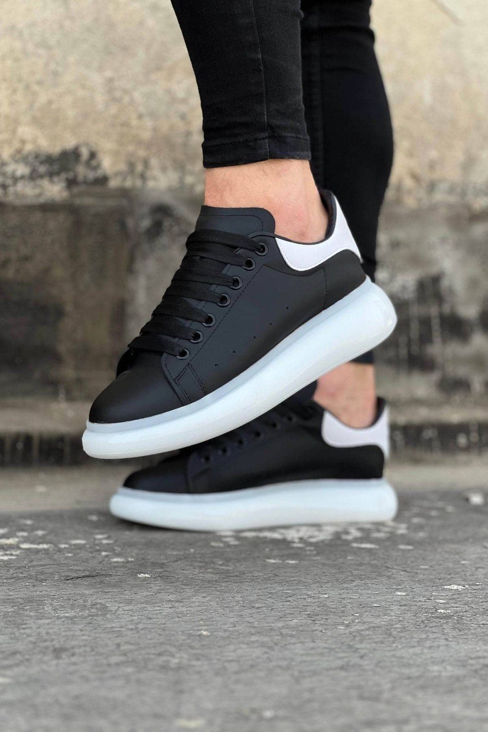 WG095 Erkek Günlük Bağcıklı Cilt Spor Sneaker Ayakkabı CBT - Siyah/Beyaz Erkek Ayakkabı WG095 Erkek Günlük Bağcıklı Cilt Spor Sneaker Ayakkabı CBT - Siyah/Beyaz – Wagoon Erkek Ayakkabı