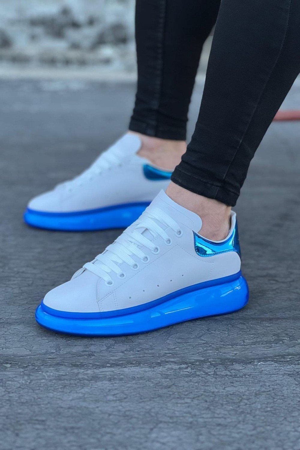 WG095 Erkek Günlük Bağcıklı Cilt Spor Sneaker Ayakkabı CMT - Beyaz/Mavi Erkek Ayakkabı WG095 Erkek Günlük Bağcıklı Cilt Spor Sneaker Ayakkabı CMT - Beyaz/Mavi – Wagoon Erkek Ayakkabı