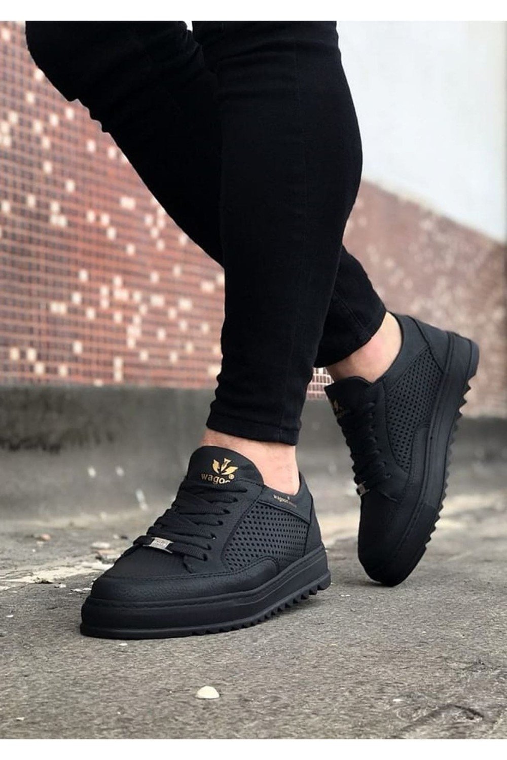 WG505 Erkek Günlük Bağcıklı Cilt Spor Sneaker Ayakkabı CST - Siyah Erkek Ayakkabı WG505 Erkek Günlük Bağcıklı Cilt Spor Sneaker Ayakkabı CST - Siyah – Wagoon Erkek Ayakkabı